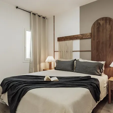Spacest - Carrer De Puigmarti A Apartament Barcelona